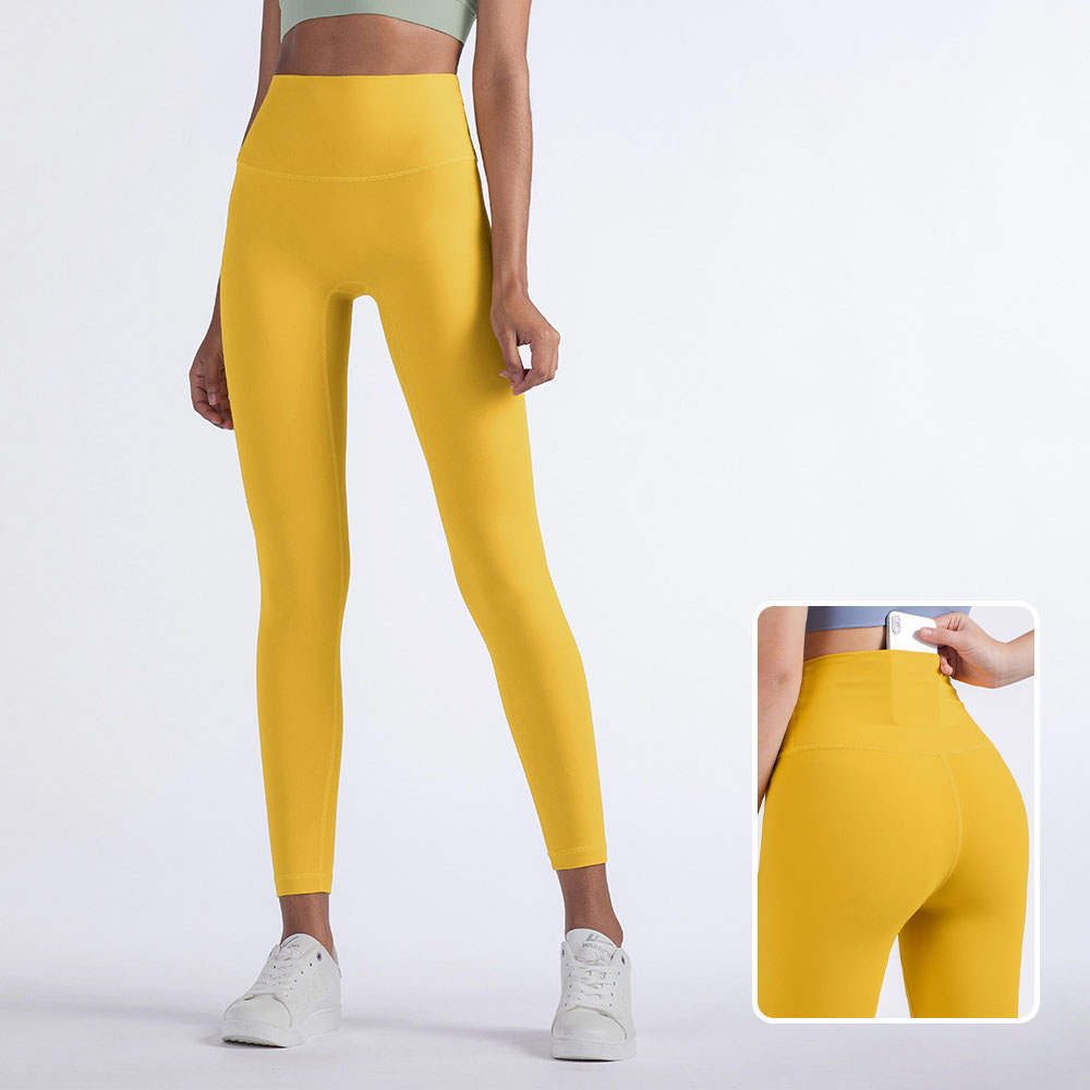 Yoga Leggings with Seamless Design for a Flawless Fit Enhancing Your Figure and Confidence