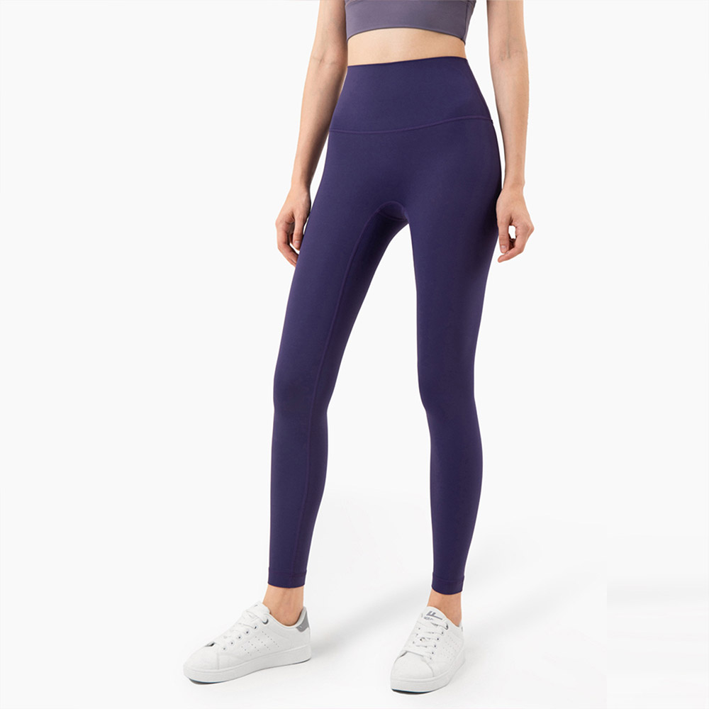 Yoga Leggings with Seamless Design for a Flawless Fit Enhancing Your Figure and Confidence