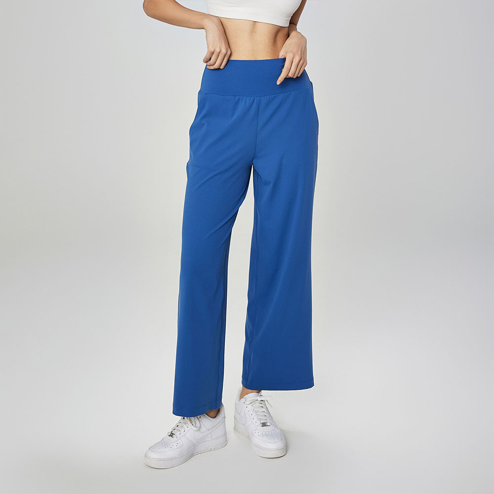 Naked Sensation High-Waisted Yoga Wide Leg Pants for Women Elevate Petite Figures with a Flowy Silhouette and Breathable Comfort