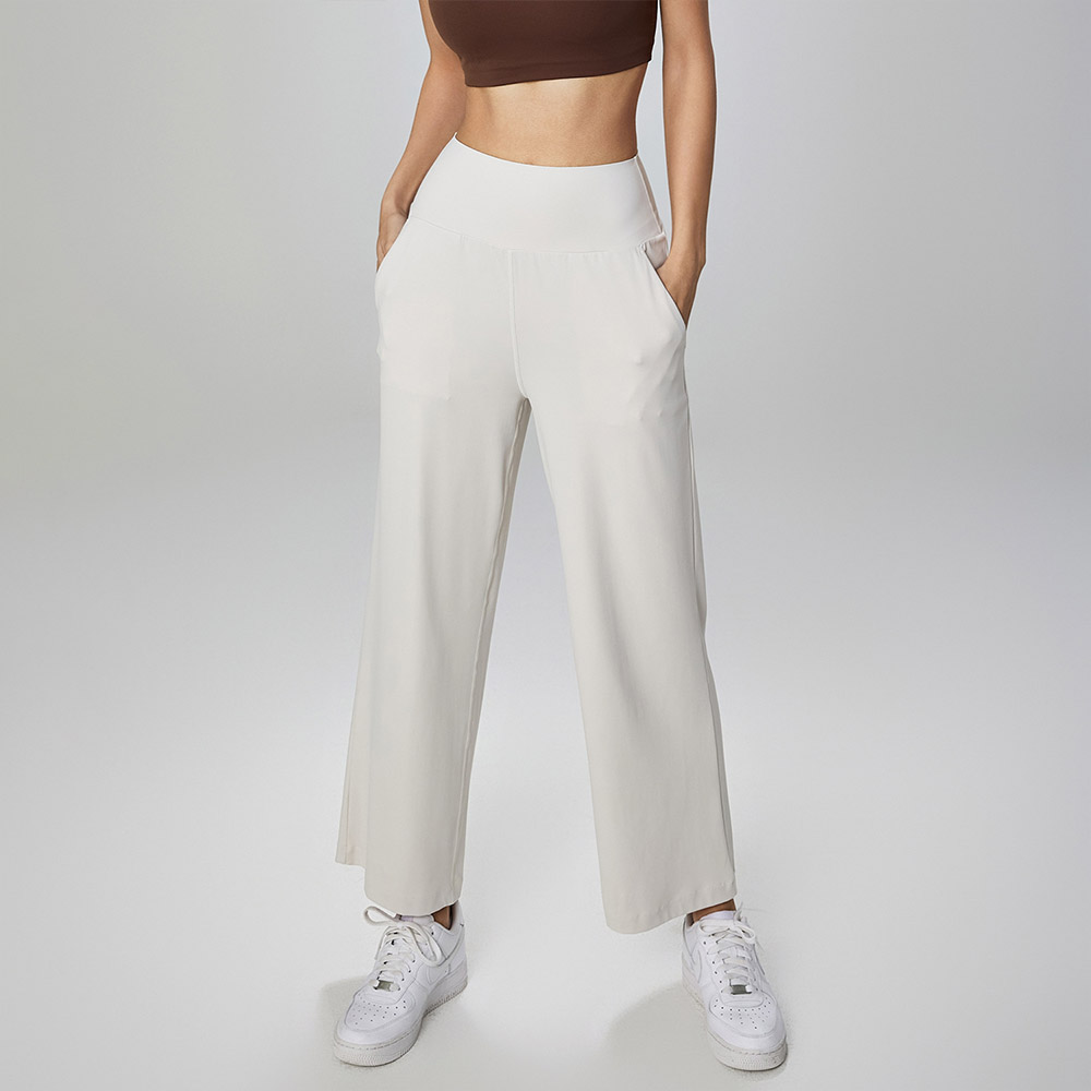 Naked Sensation High-Waisted Yoga Wide Leg Pants for Women Elevate Petite Figures with a Flowy Silhouette and Breathable Comfort