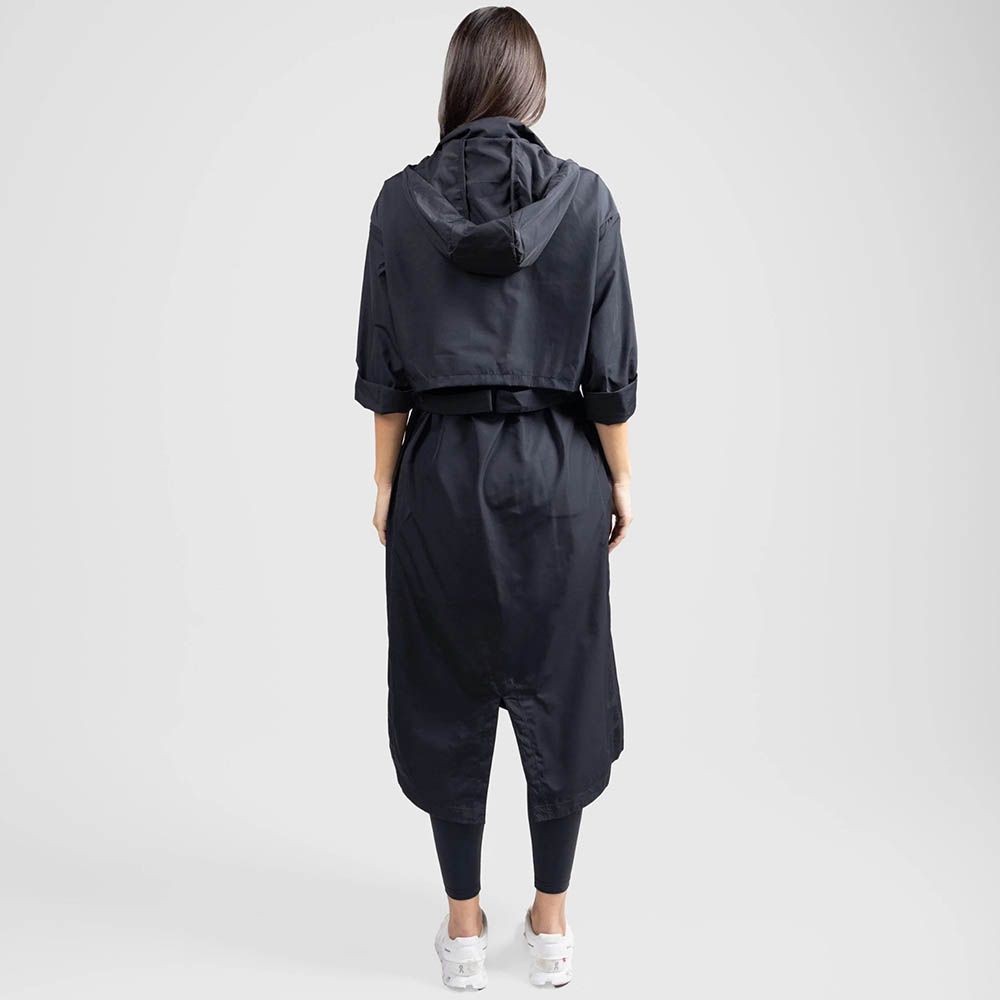 Lightweight Jacket With Breathable Mesh And Detachable Hood
