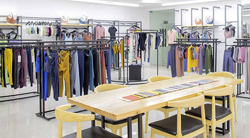 How fitness wear manufacturers make yoga fitness wear the best in the world